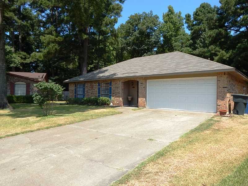 1st image of 3522 Baywood Dr