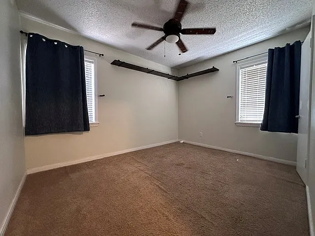 3773 Highland Dr — Photo 7