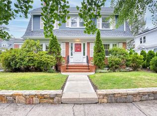 229 Raleigh Ave, Pawtucket, RI 02860