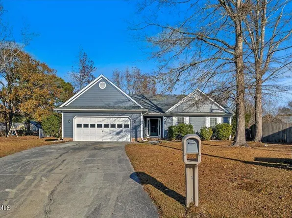 315 Peppertree Court, Jacksonville, NC 28540