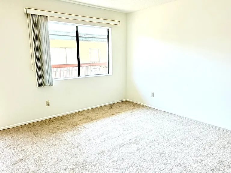 333 W Lexington Dr #2 — Photo 5