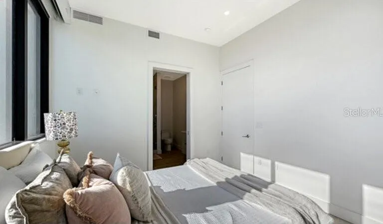 33 S Palm Ave #904 — Photo 20