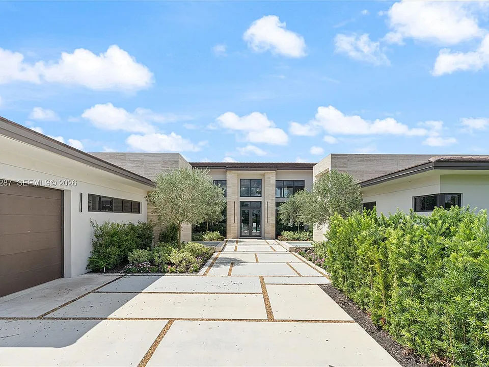 14930 SW 16th Ct