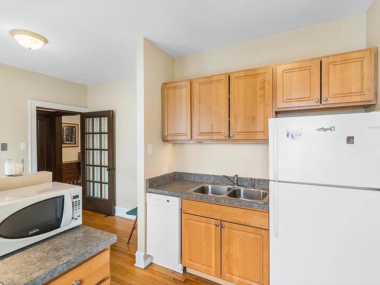5546 N Glenwood Ave #3E — Photo 8