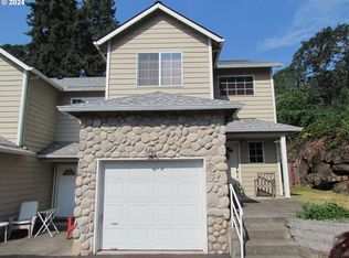 182 SW Riverwatch Dr, White Salmon, WA