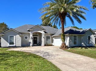 202 Bent Tree Ct, Saint Marys, GA 31558