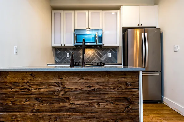 Rented by Nooklyn NYC LLC | media 38