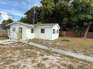 1370 NE Dixie Hwy House E, Jensen Beach, FL 34957