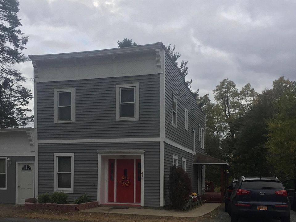 1st image of 26 Halfmoon Dr