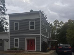 26 Halfmoon Dr, Waterford, NY 12188