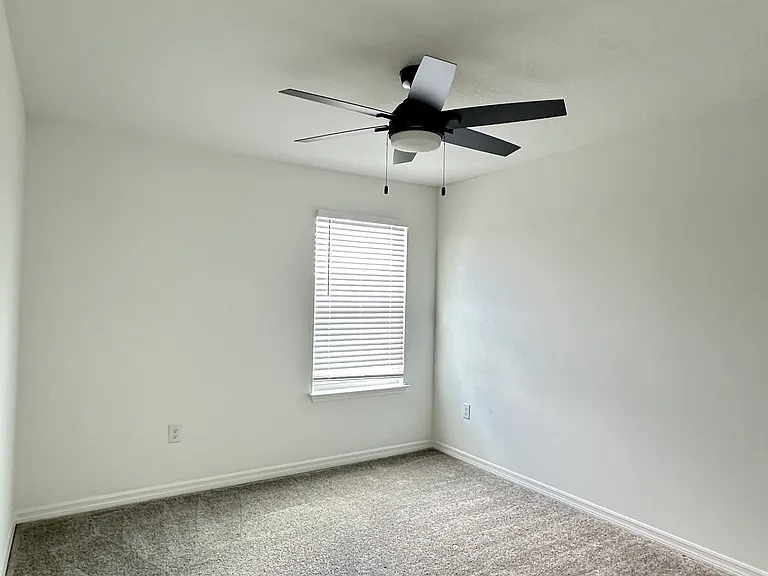 20665 Drake Elm Dr — Photo 28