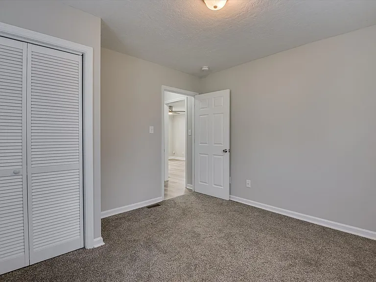 2818 Hazel St — Photo 20