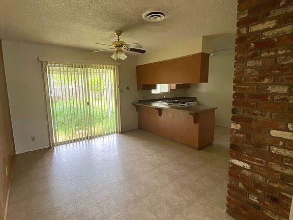 2nd image of 6518 Leonard Dr