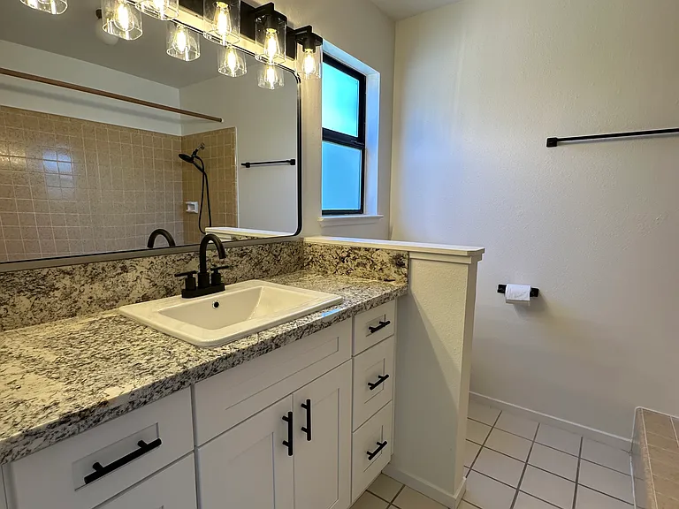1835 Westminster Ct #1 — Photo 17