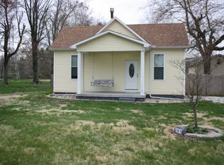 9220 Hogue Rd, Evansville, IN 47712