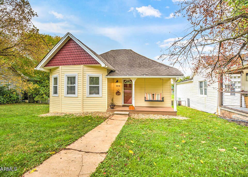 1st image of 1814 Hoitt Ave