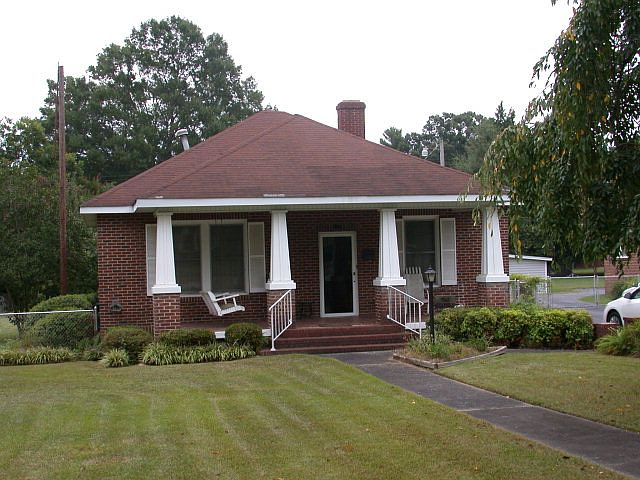 1st image of 413 Kirksey Dr W