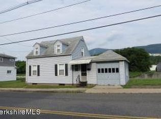 160 N Summer St, Adams, MA 01220