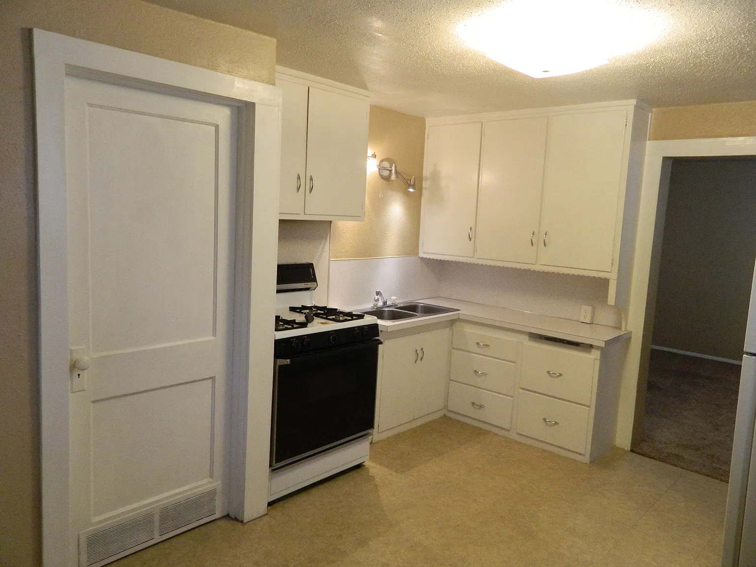 1 bed, 650 sqft, $775 — Photo 2