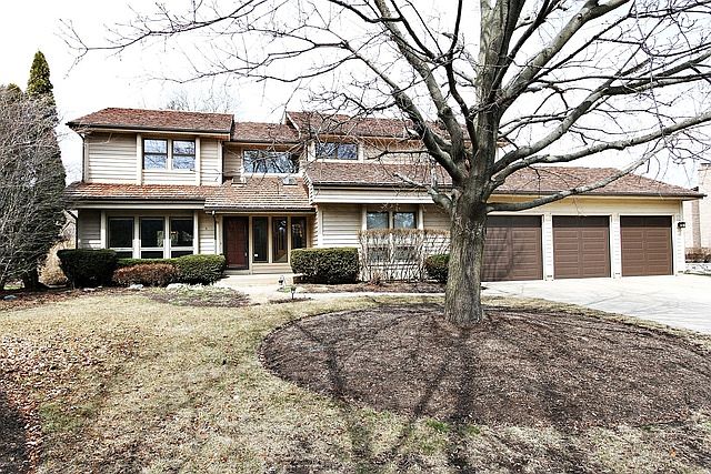 1st image of 470 Jennifer Ln