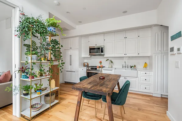 Rented by Corcoran | media 7