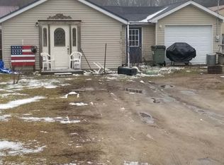 4395 Oak Flats Rd, Harrison, MI 48625