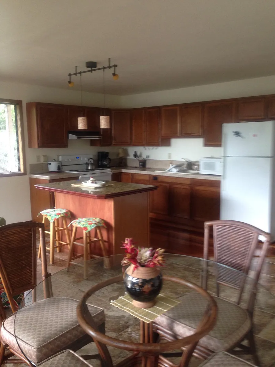 Kitchen/Living room - 75-5335 Keopu Pl