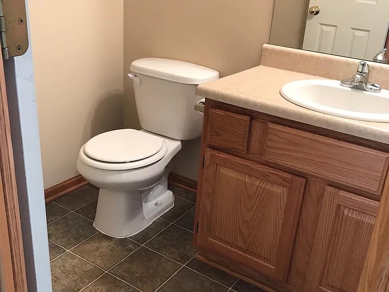 5810 NW 14th Ct — Photo 7