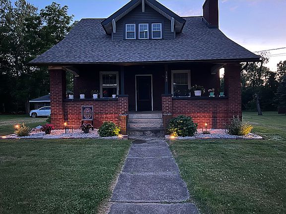 5th image of 1677 Carmont Ave NW
