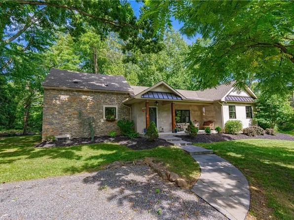 1858 Salem Rd, Coopersburg, PA 18036