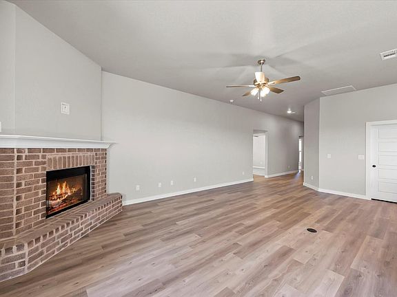 5th image of 2923 Abbeville Ave
