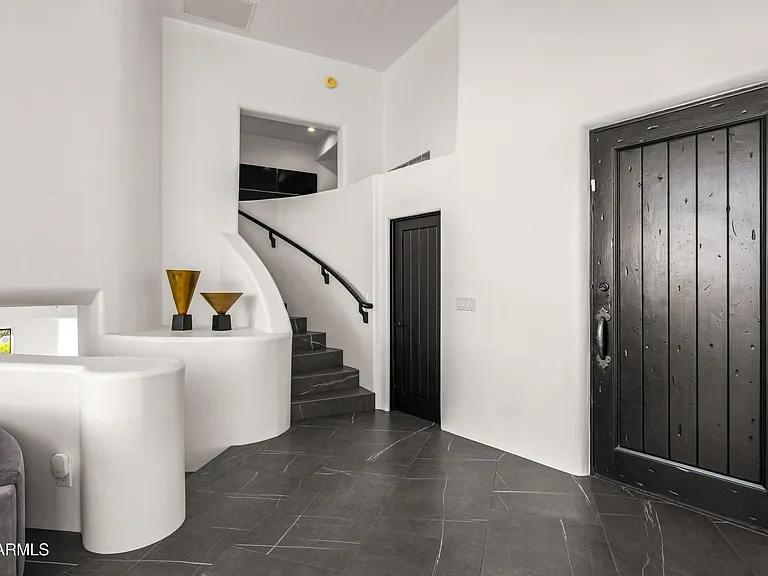 10029 E Calle De Las Brisas — Photo 9