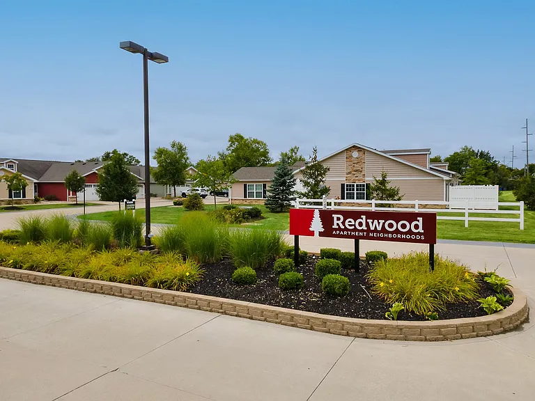 Redwood Perrysburg Fort Meigs Rd — Photo 8