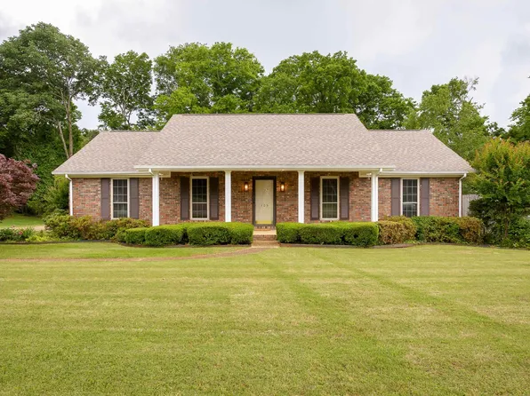105 W Bailey Springs Dr, Florence, AL 35634