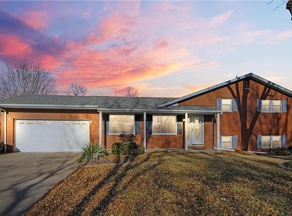 2nd image of 42 Kendall Dr