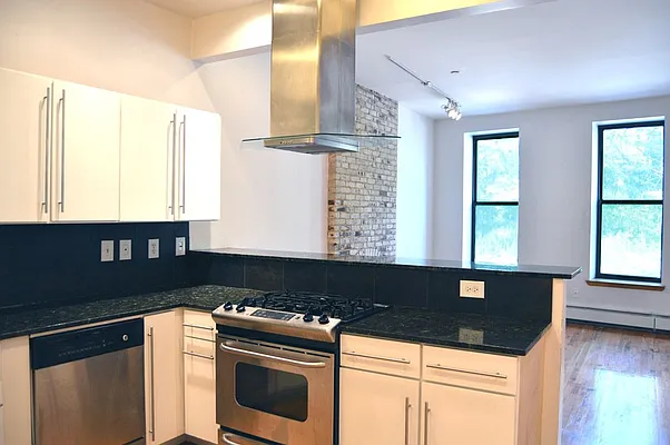 Rented by Owner | media 13