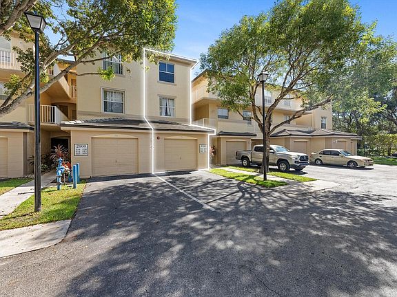 2nd image of 2100 Greenview Shores Boulevard #521