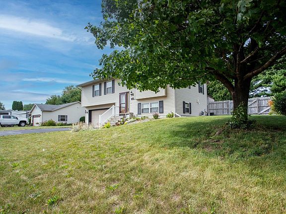 4th image of 1438 Bea Ann Dr