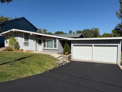 559 Kimball Ave, Wauconda, IL, 60084