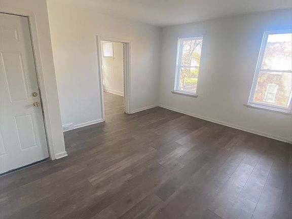 3rd image of 3530 Oregon Ave #2