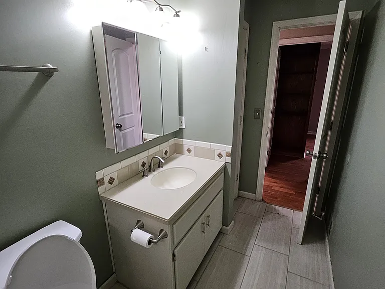 Bathroom #2