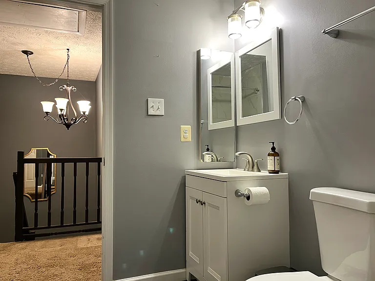 Upstairs shared bathroom