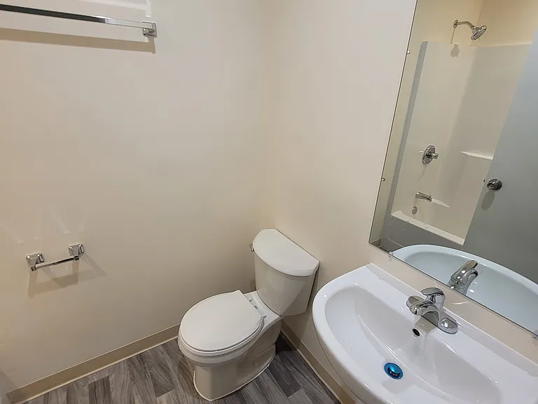 2843 Montgomery St — Photo 4