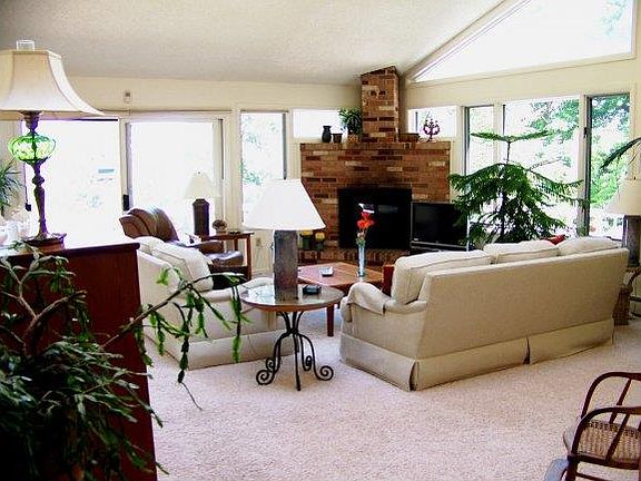 4th image of 51 Oakridge Dr