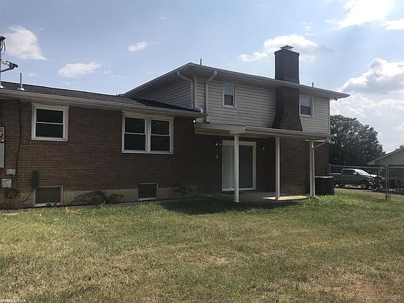 3rd image of 955 Hummingbird Dr #0