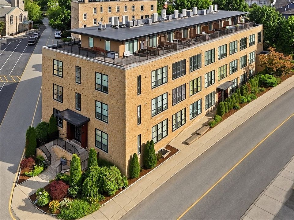 1st image of 1 Saint Clare Rd APT 16