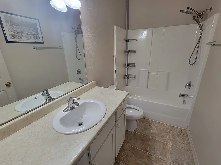 487 Angel Way — Photo 3