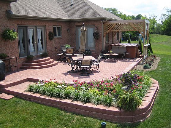 Paver Patio/Hot Tub
