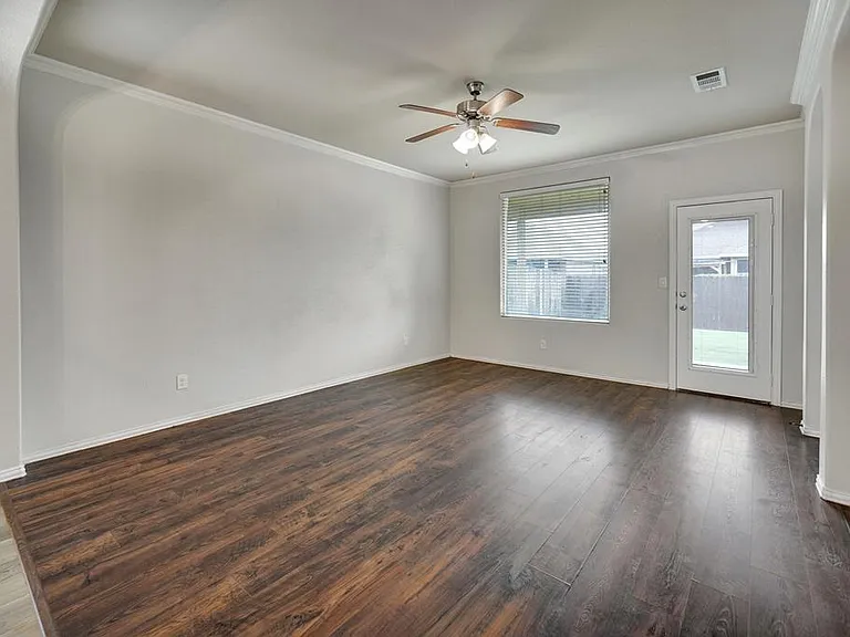 6711 Hall Of Fame Blvd — Photo 23