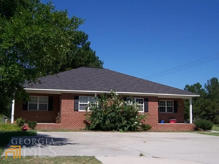 1201 Beaver Creek Dr #B — Photo 1
